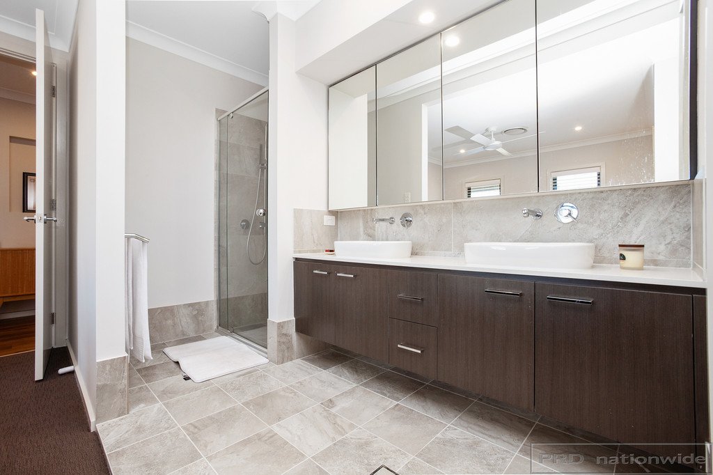9 Pondsitter Street CHISHOLM 21