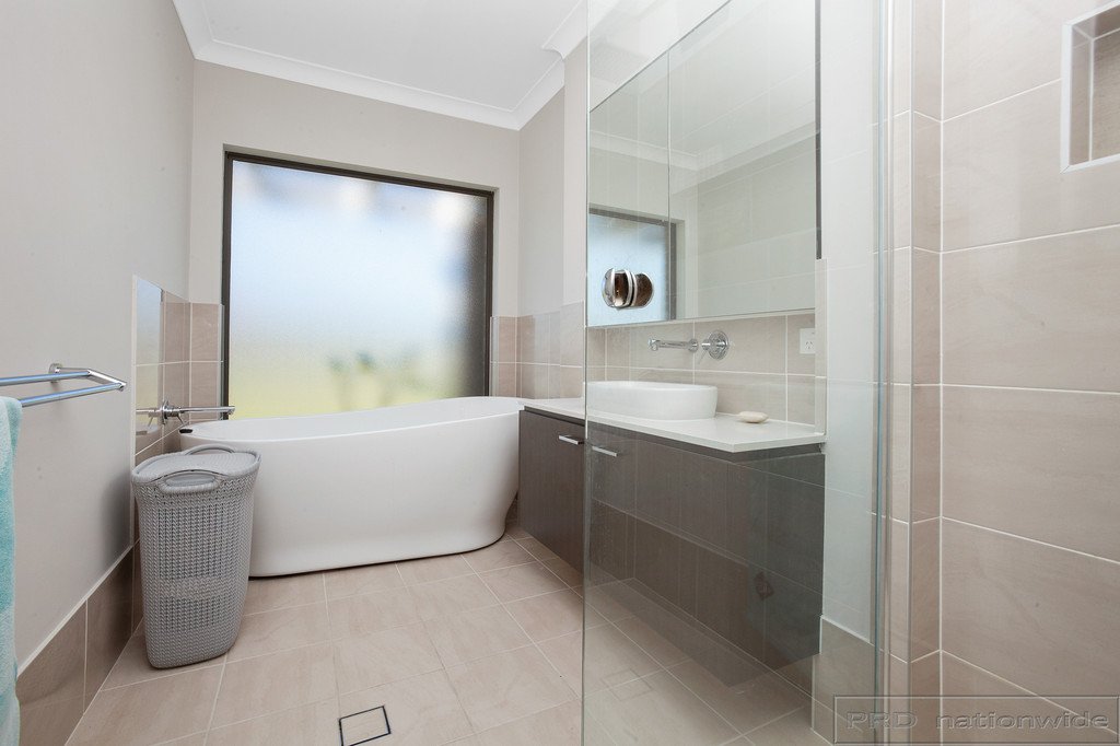 9 Pondsitter Street CHISHOLM 24