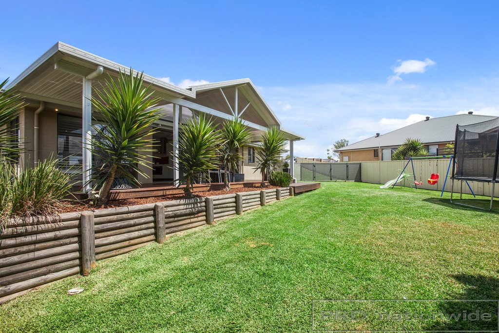 9 Portsmouth Place RAWORTH 4