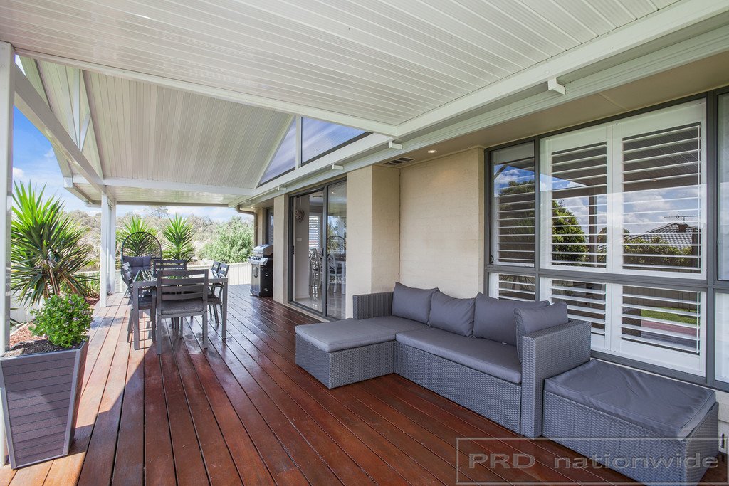 9 Portsmouth Place RAWORTH 6