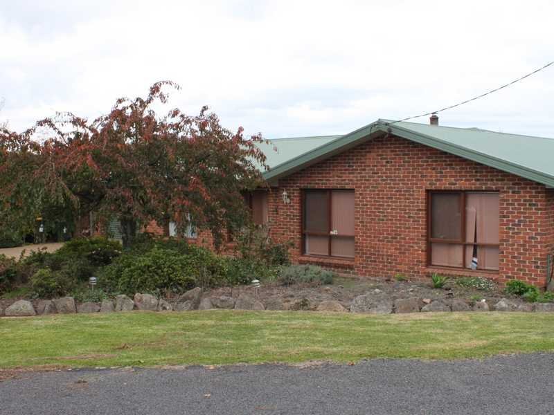 9 Power Street TUMBARUMBA 2