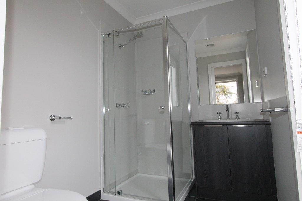 9 Pozieres Place SEBASTOPOL 6