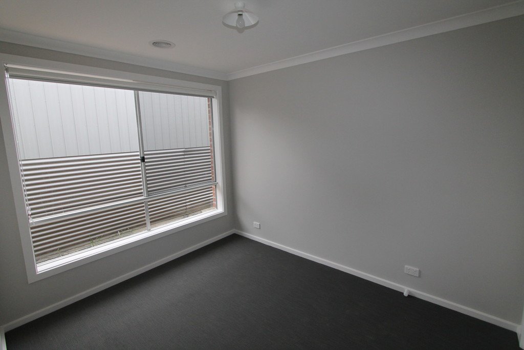 9 Pozieres Place SEBASTOPOL 7