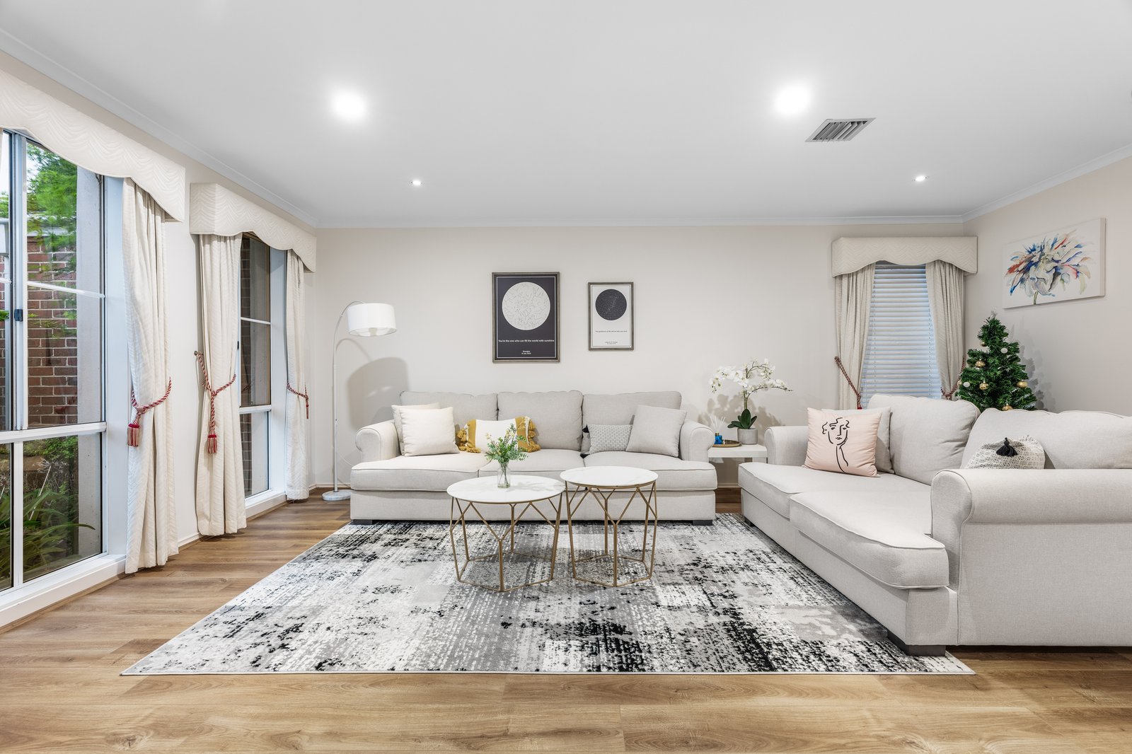 Gallery: 9 Prestbury Drive