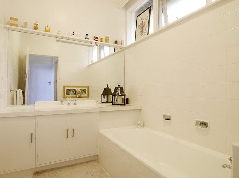9 Primrose Place SANDY BAY 11