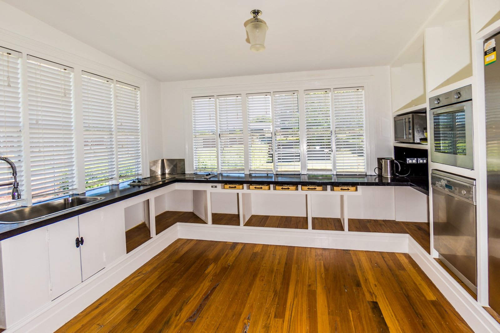 9 Prince St  TUMBARUMBA 2