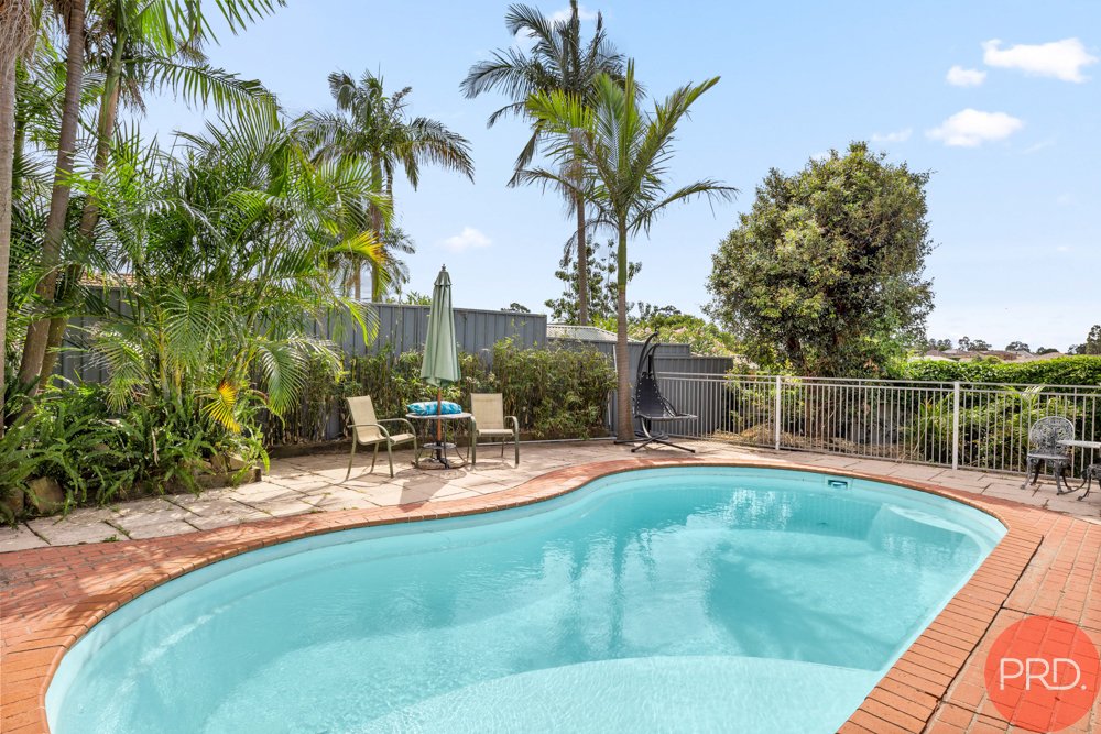 9 Quinton Close RUTHERFORD 28