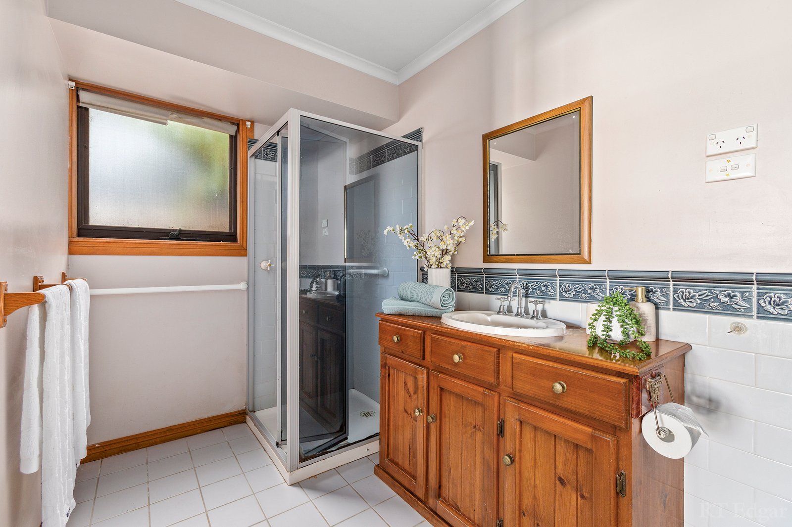 Real Estate and Property in 9 Rachel Court, Ocean Grove, VIC