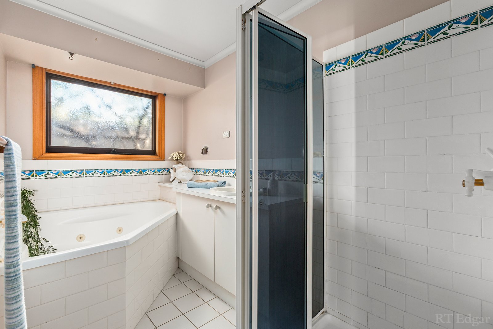 Real Estate and Property in 9 Rachel Court, Ocean Grove, VIC