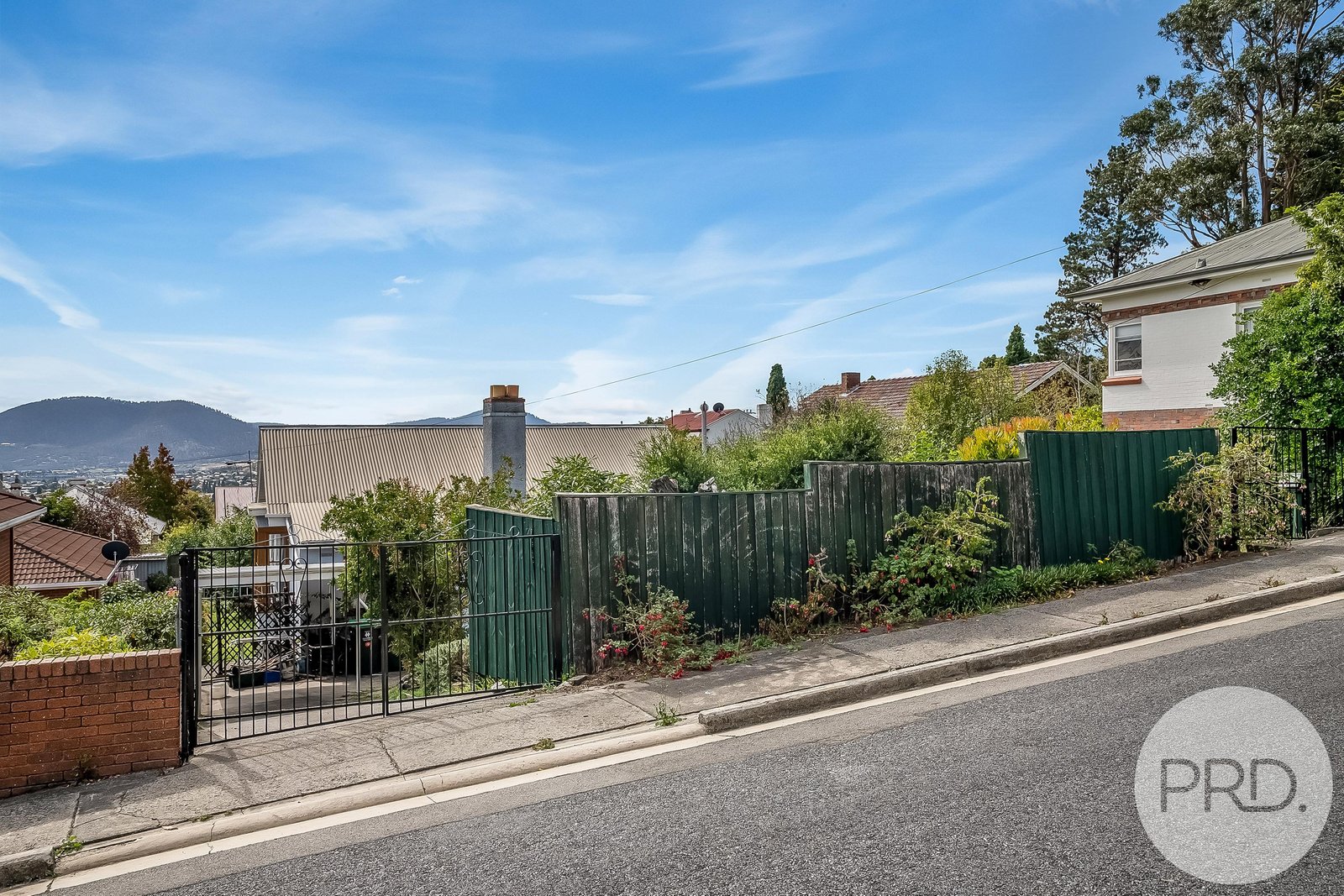 9 Ratho Street LENAH VALLEY 19