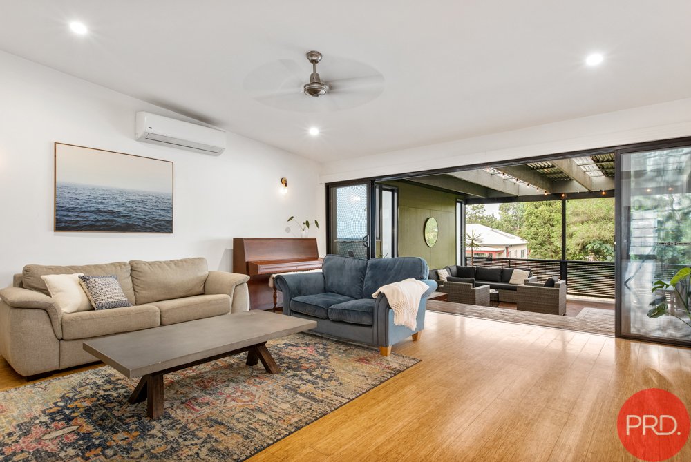 9 Raymond Terrace Road EAST MAITLAND 4