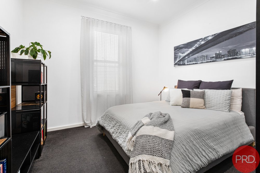 9 Raymond Terrace Road EAST MAITLAND 12