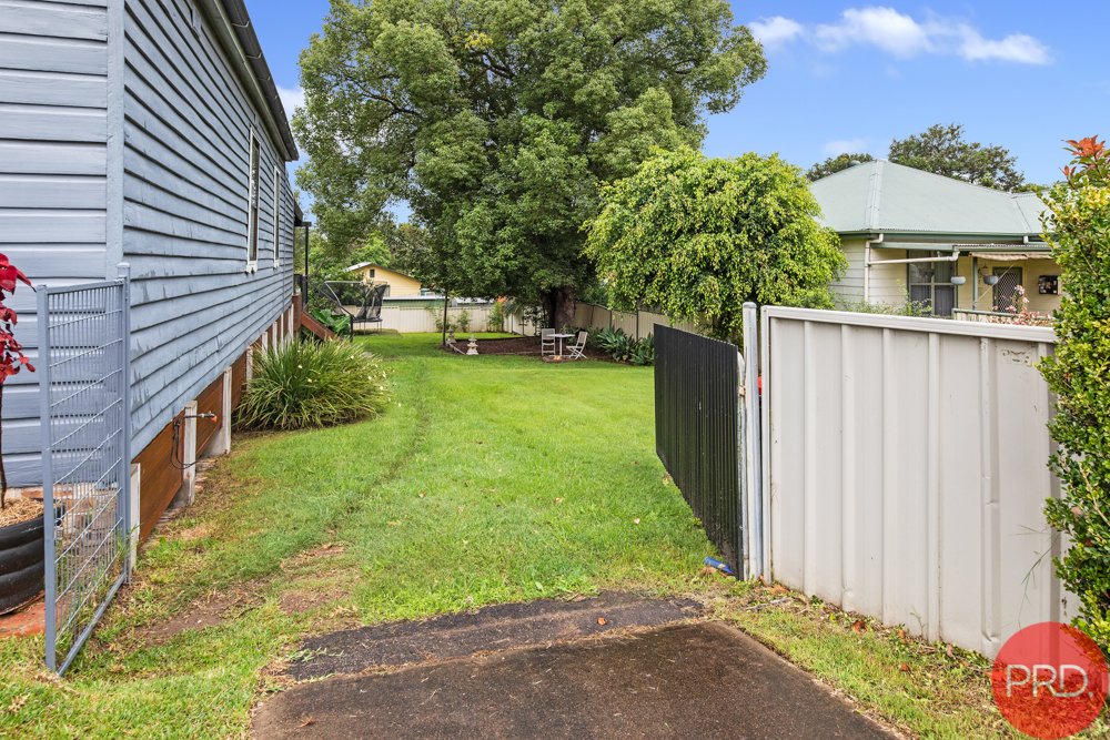 9 Raymond Terrace Road EAST MAITLAND 24