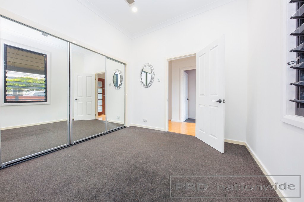 9 Raymond Terrace Road EAST MAITLAND 9
