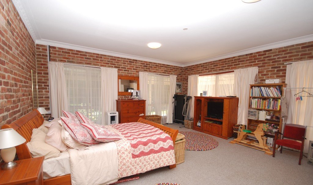 9 Reardon Street BUNGENDORE 7