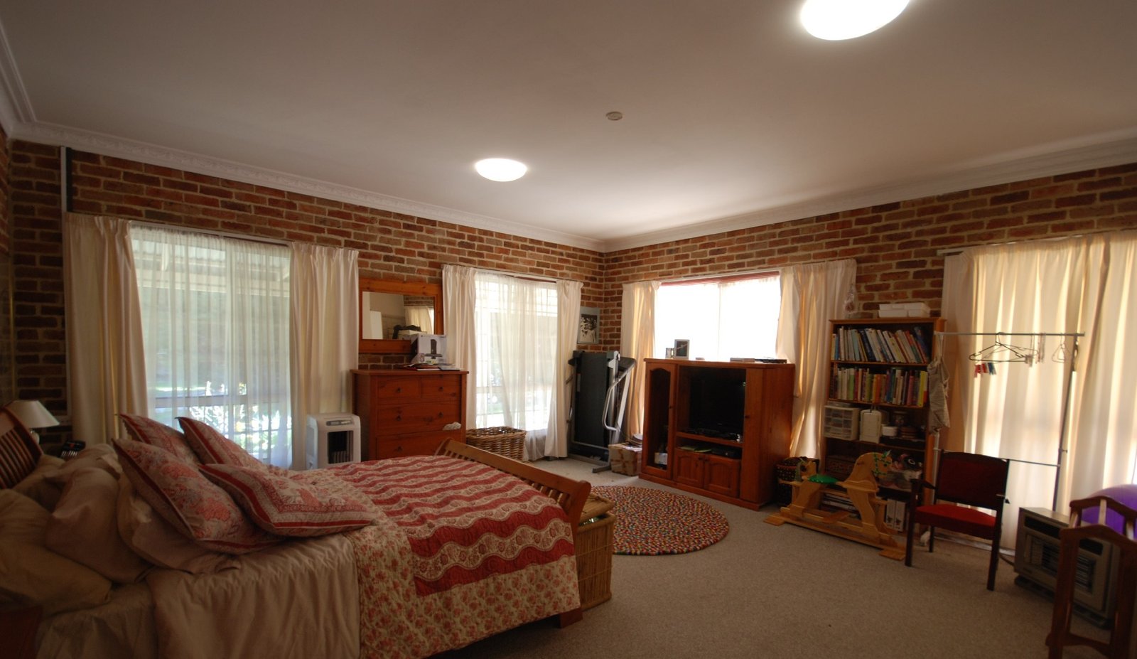 9 Reardon Street BUNGENDORE 10