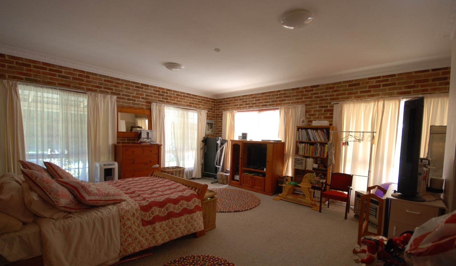 9 Reardon Street BUNGENDORE 12