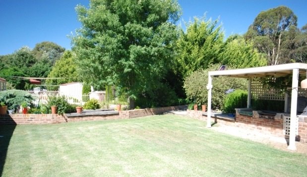 9 Reardon Street BUNGENDORE 21