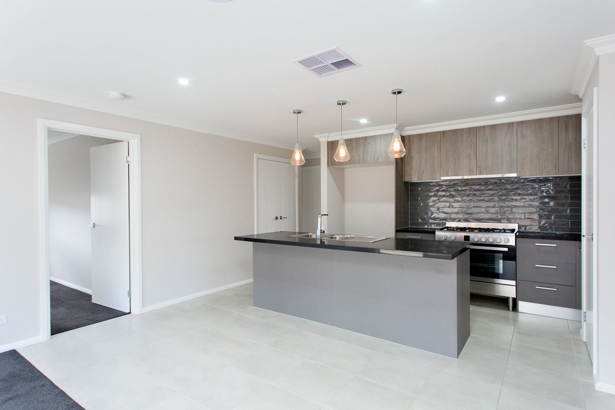 Gallery: 9 Red Robin Drive