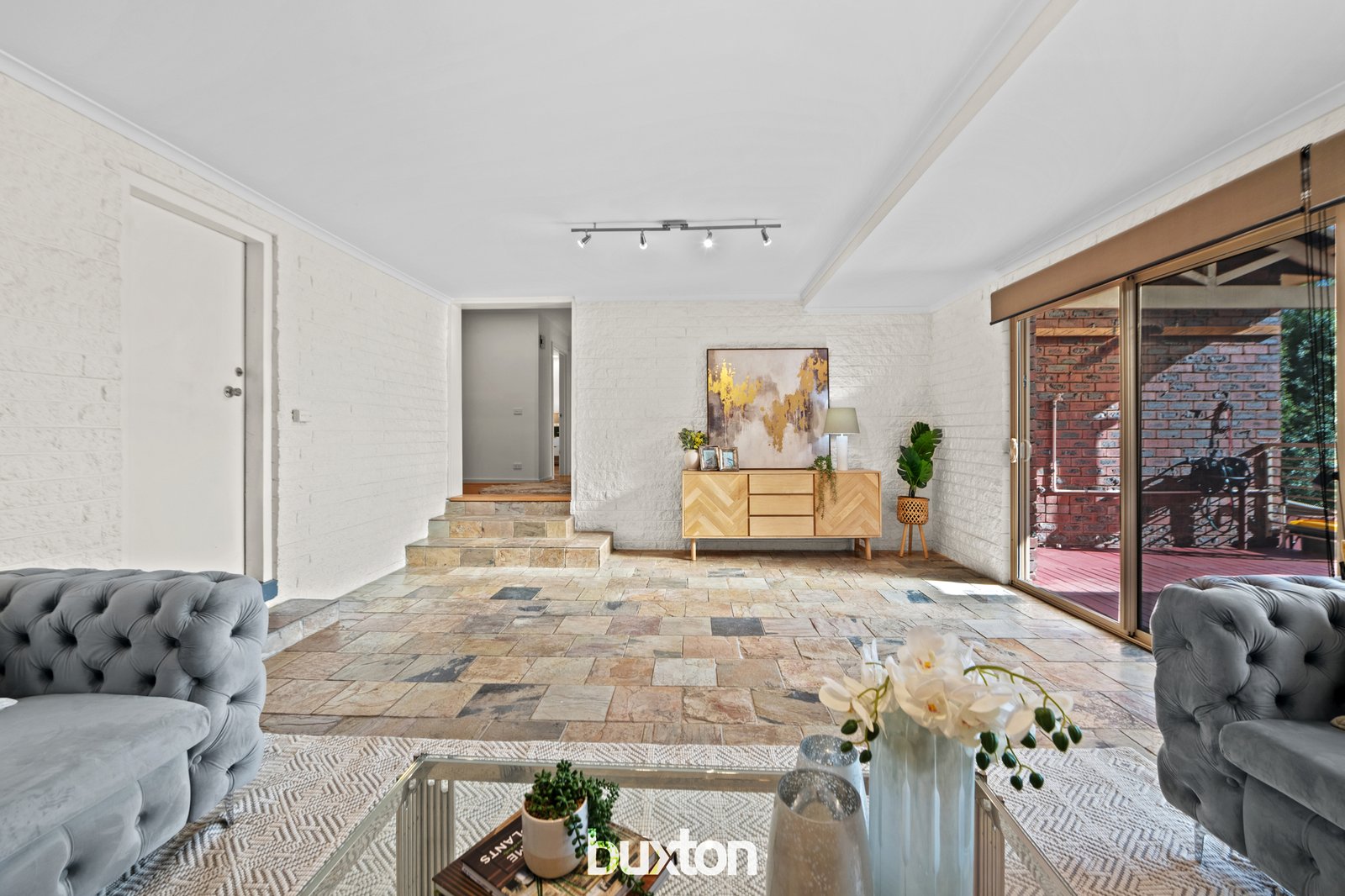 Gallery: 9 Redleaf Way