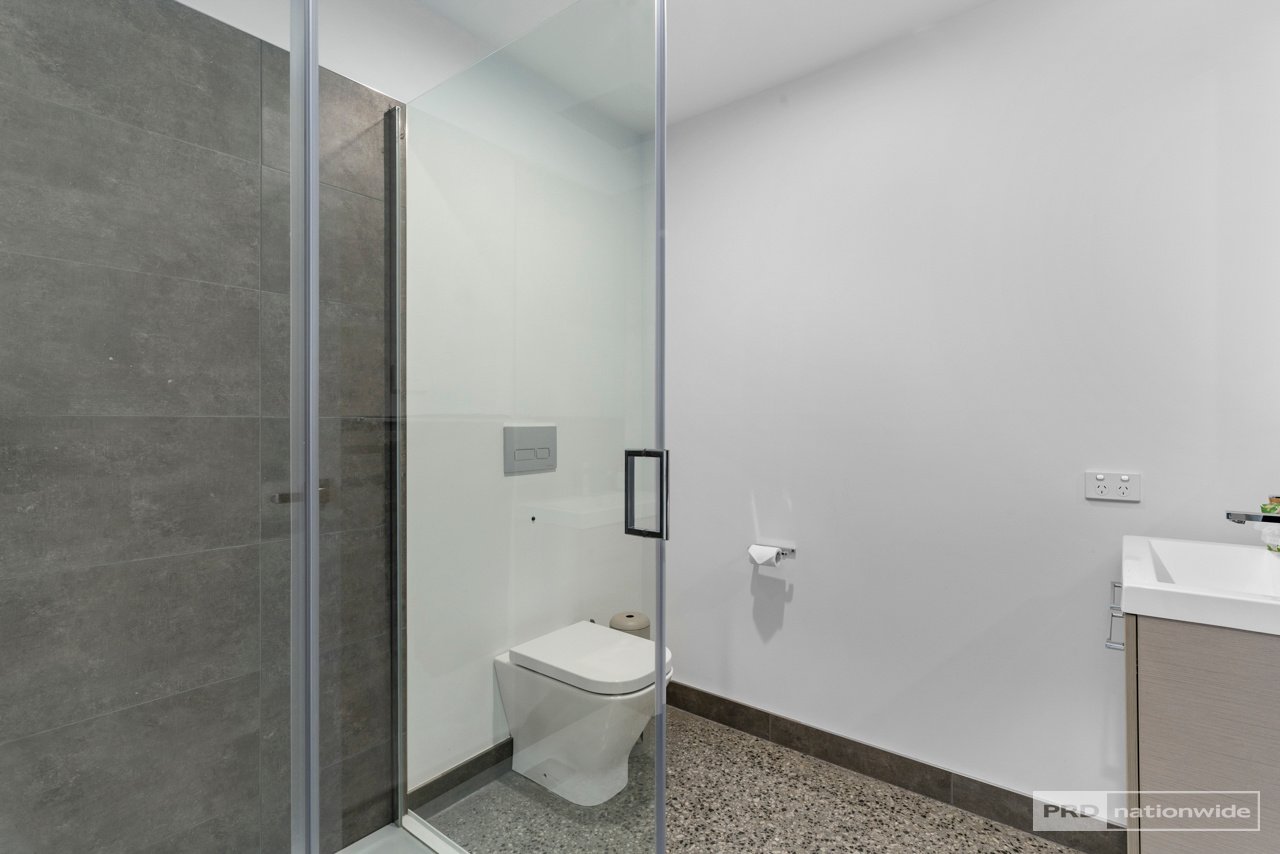 9 Regatta Place TRANMERE 11