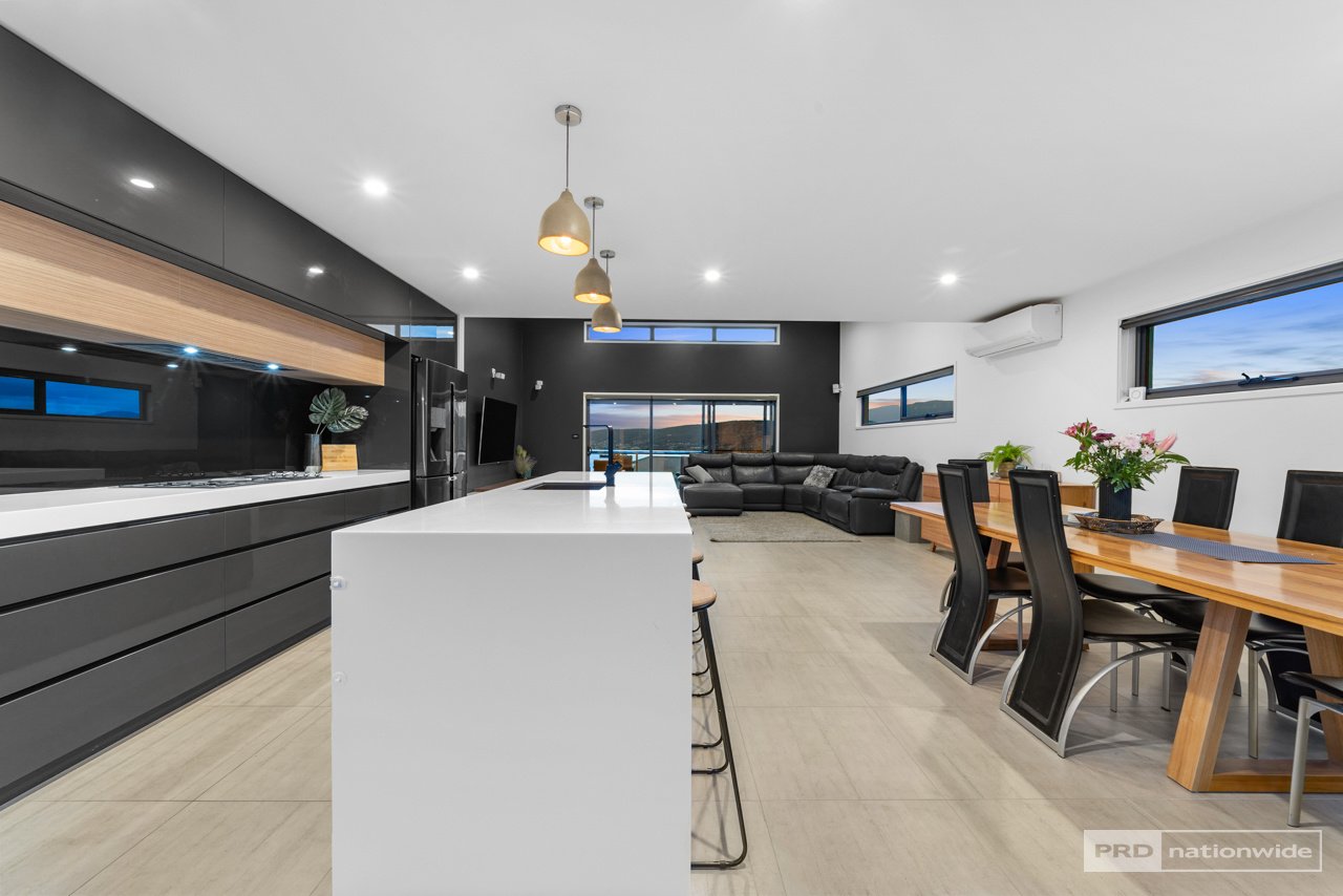 9 Regatta Place TRANMERE 18