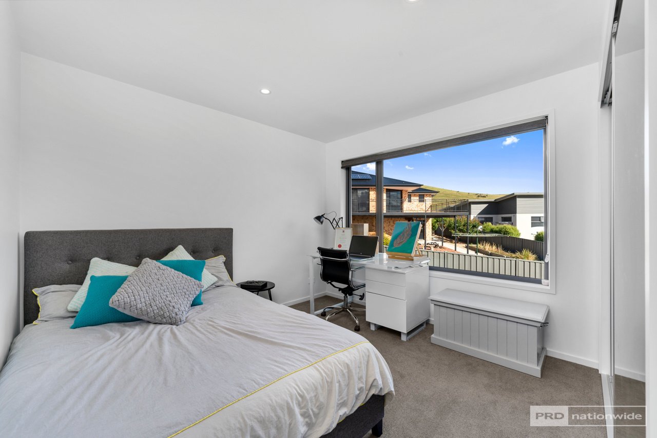 9 Regatta Place TRANMERE 25