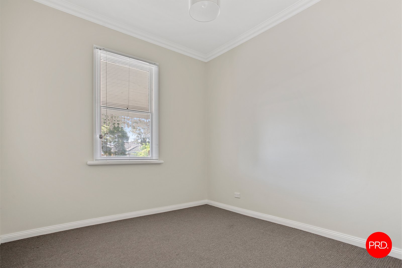 9 Reverie Street LONG GULLY 8