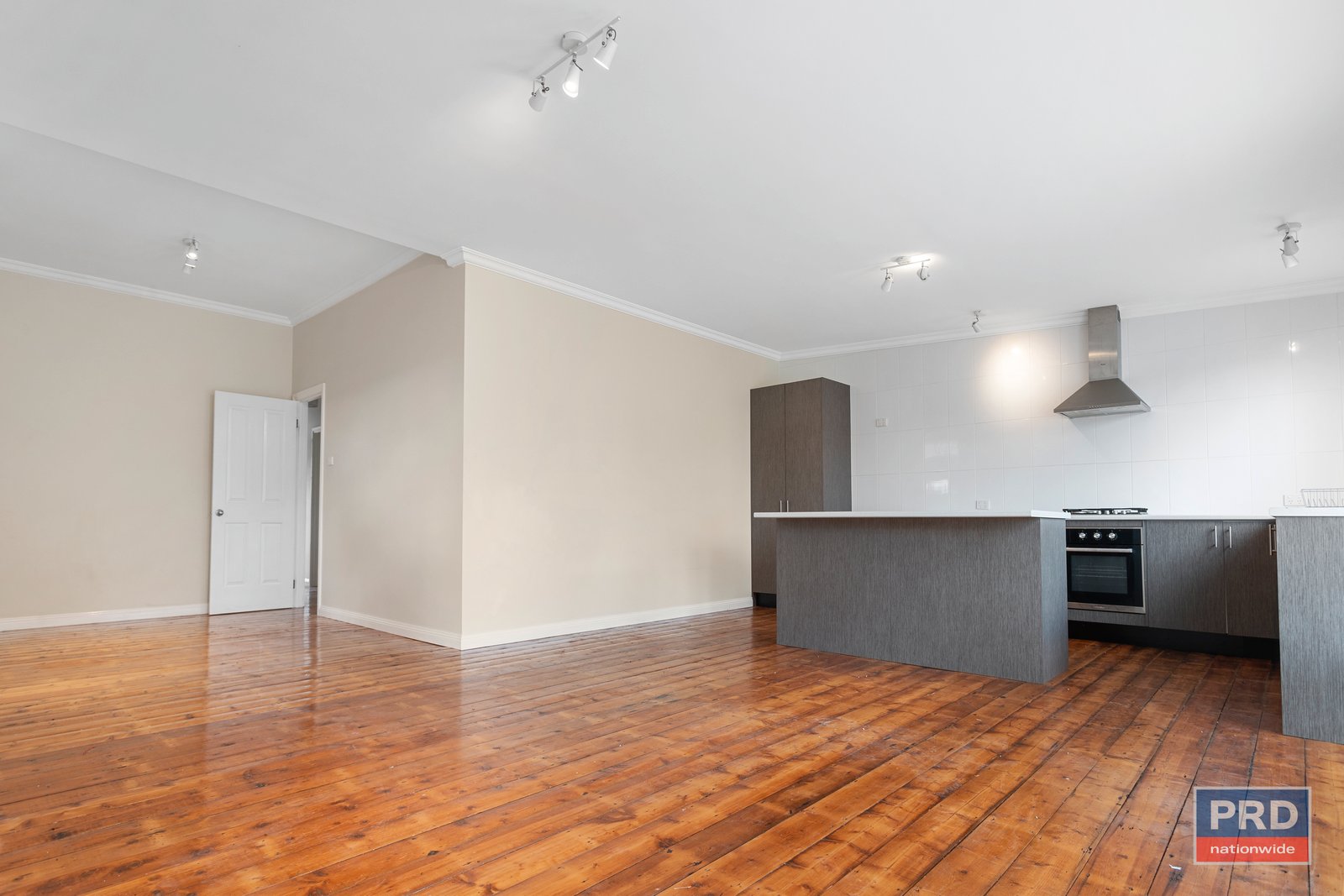 9 Reverie Street LONG GULLY 3