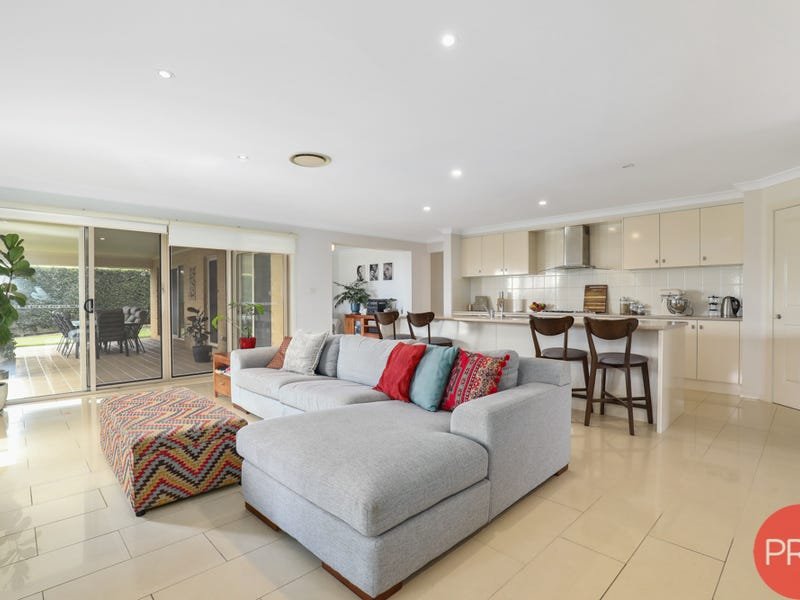 9 Riley James Drive RAWORTH 3