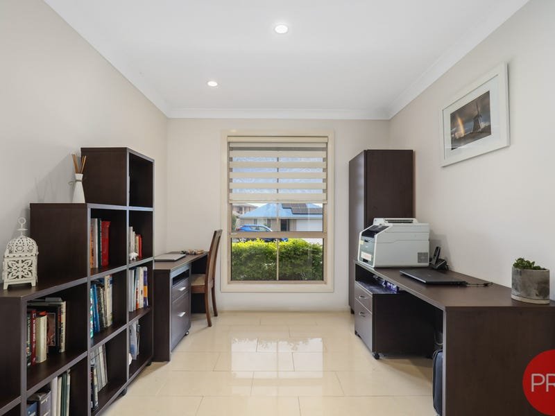 9 Riley James Drive RAWORTH 8