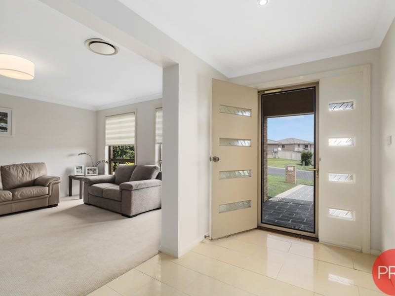 9 Riley James Drive RAWORTH 11