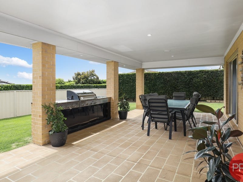 9 Riley James Drive RAWORTH 19