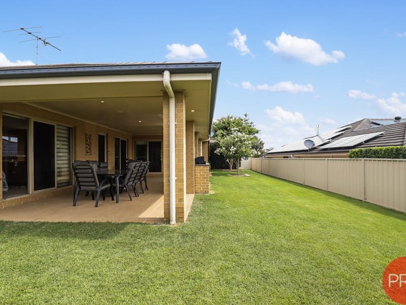 9 Riley James Drive RAWORTH 20