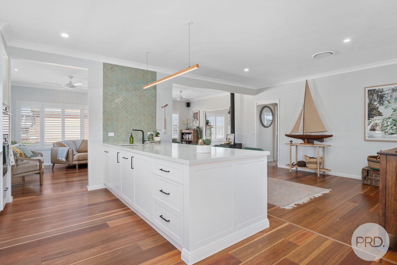 9 Robinson Street ANNA BAY 7