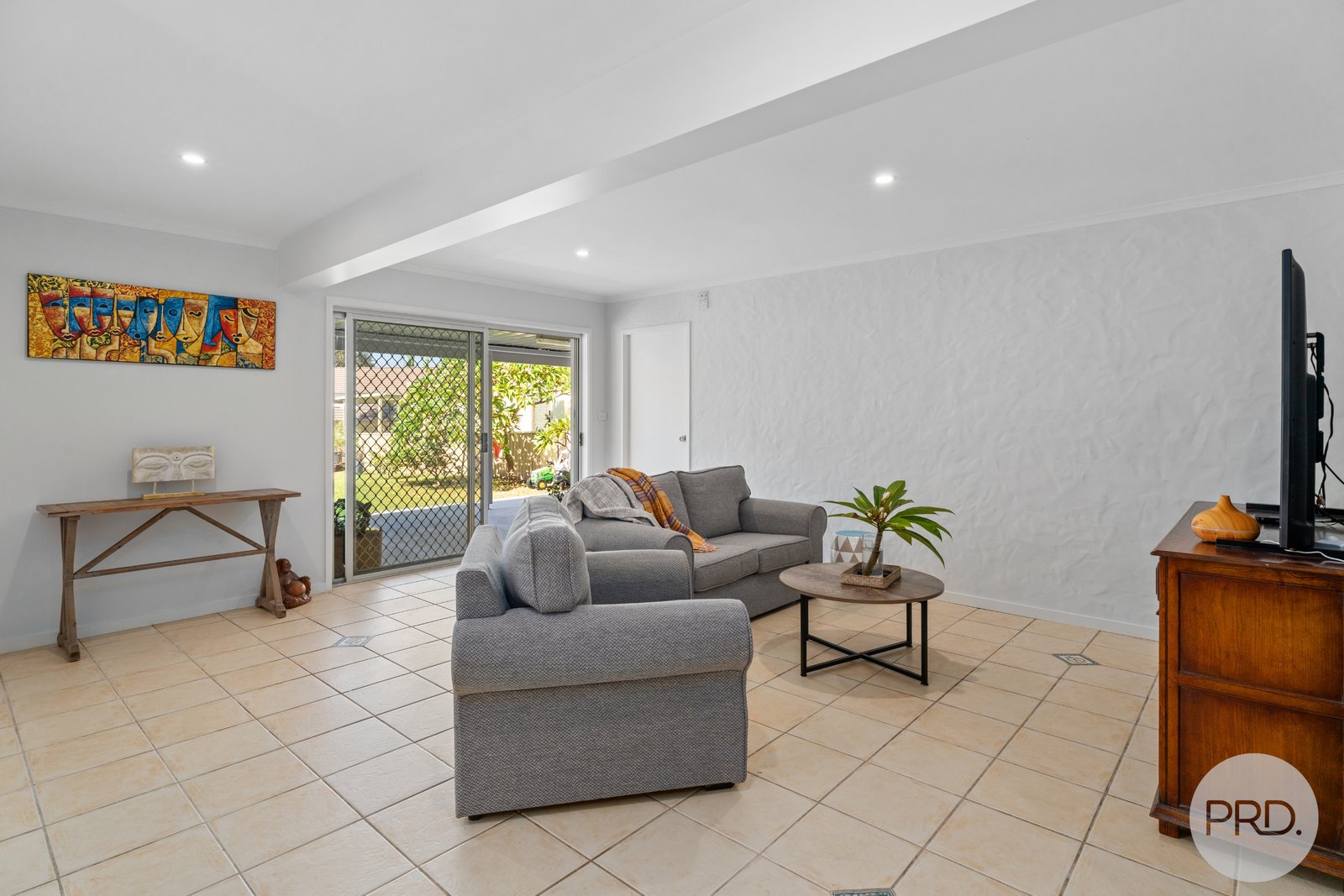 9 Robinson Street ANNA BAY 18
