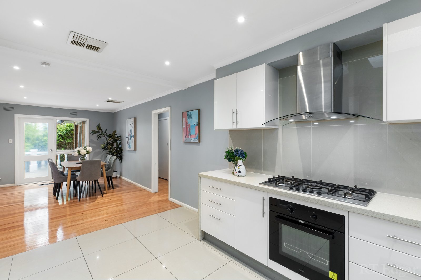 Real Estate and Property in 9 Robyn Street, Doncaster, VIC