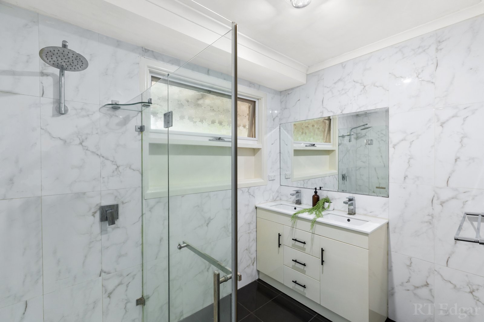 Real Estate and Property in 9 Robyn Street, Doncaster, VIC