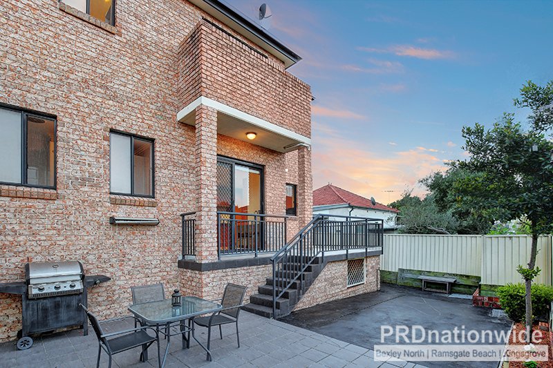 9 Rolestone Avenue KINGSGROVE 7