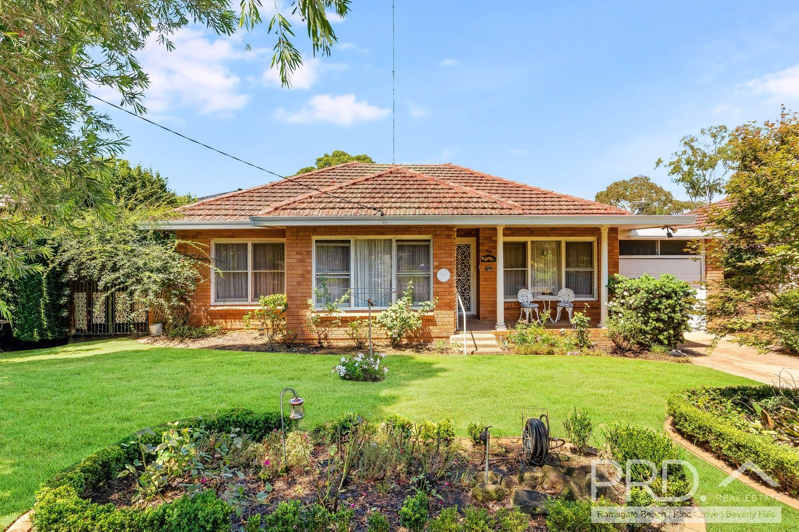 9 Roseanne Avenue ROSELANDS 1