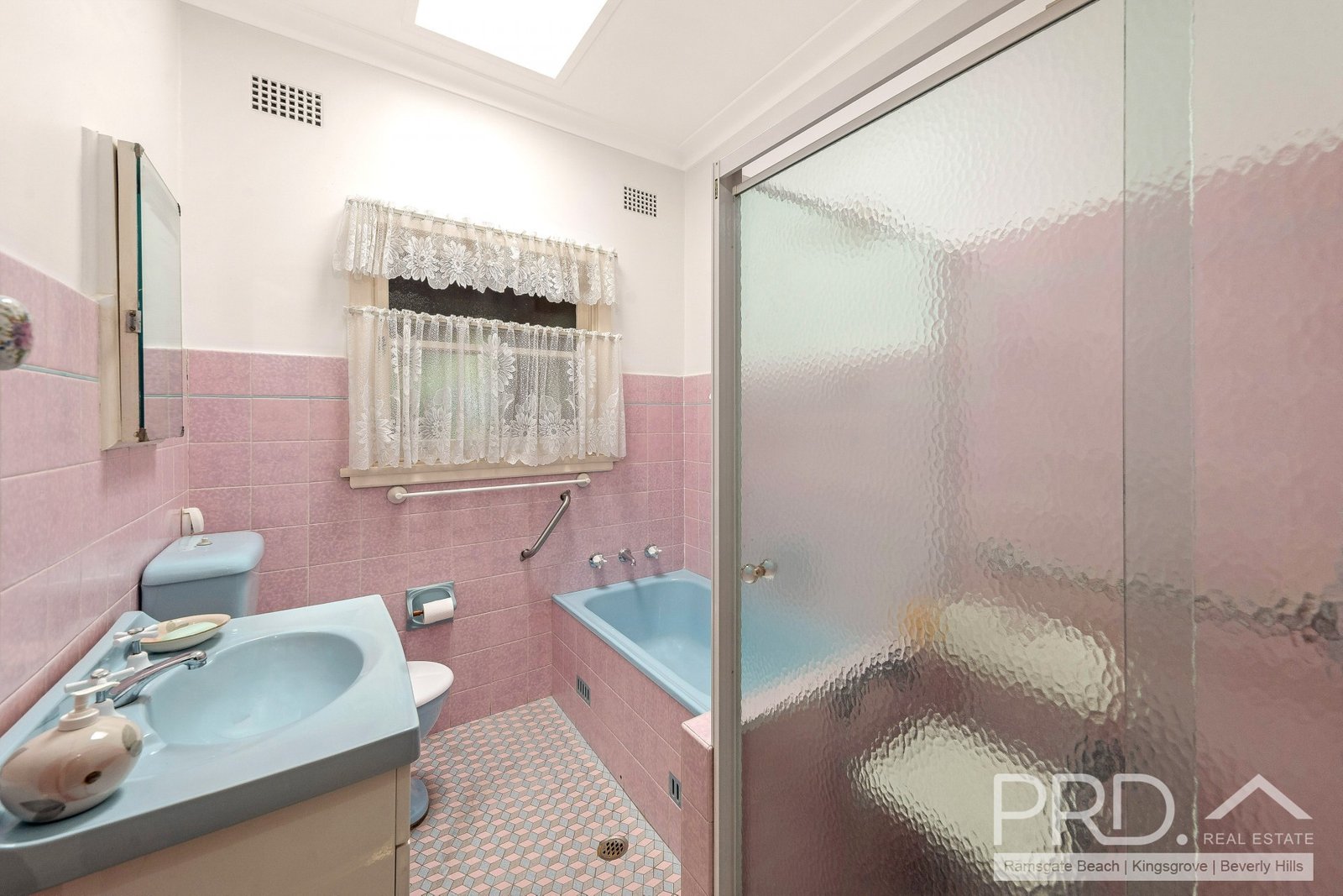 9 Roseanne Avenue ROSELANDS 7