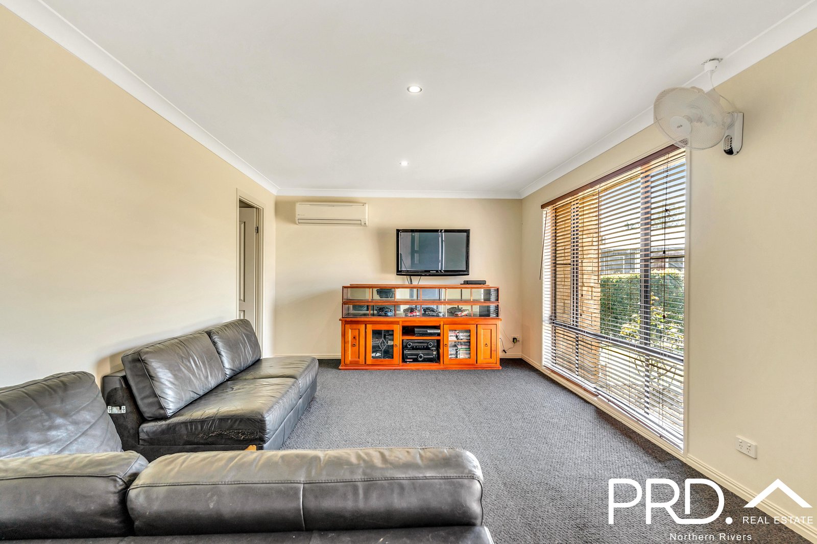 9 Rosewood Place KYOGLE 4