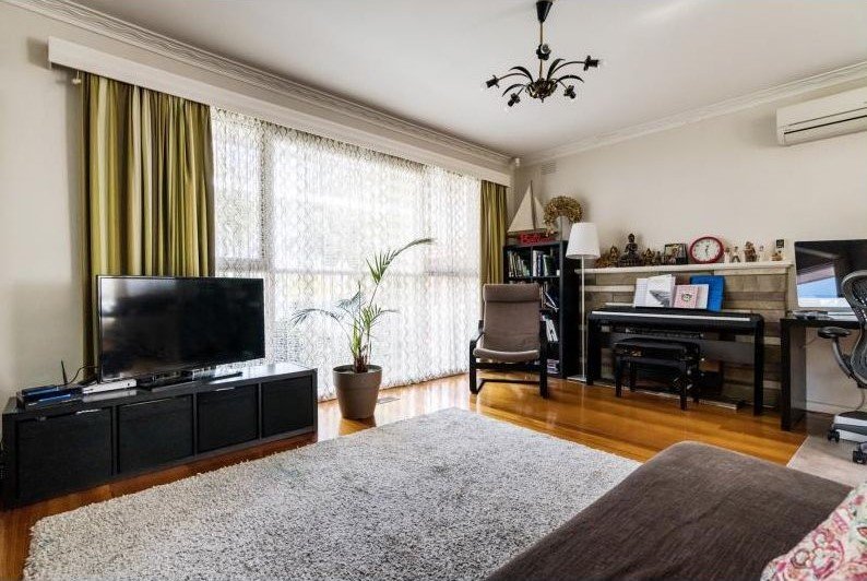 Gallery: 9 Rowans Road