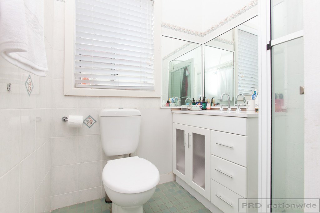 9 Roy Street LORN 10