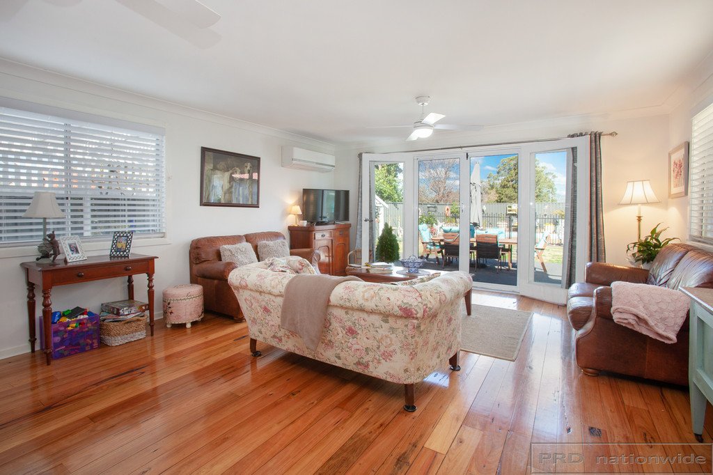 9 Roy Street LORN 14