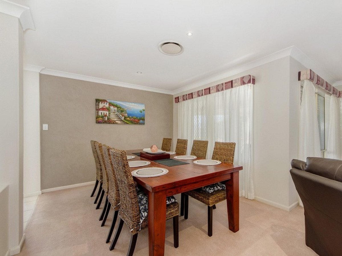 9 Royal View Close Burleigh Heads 7