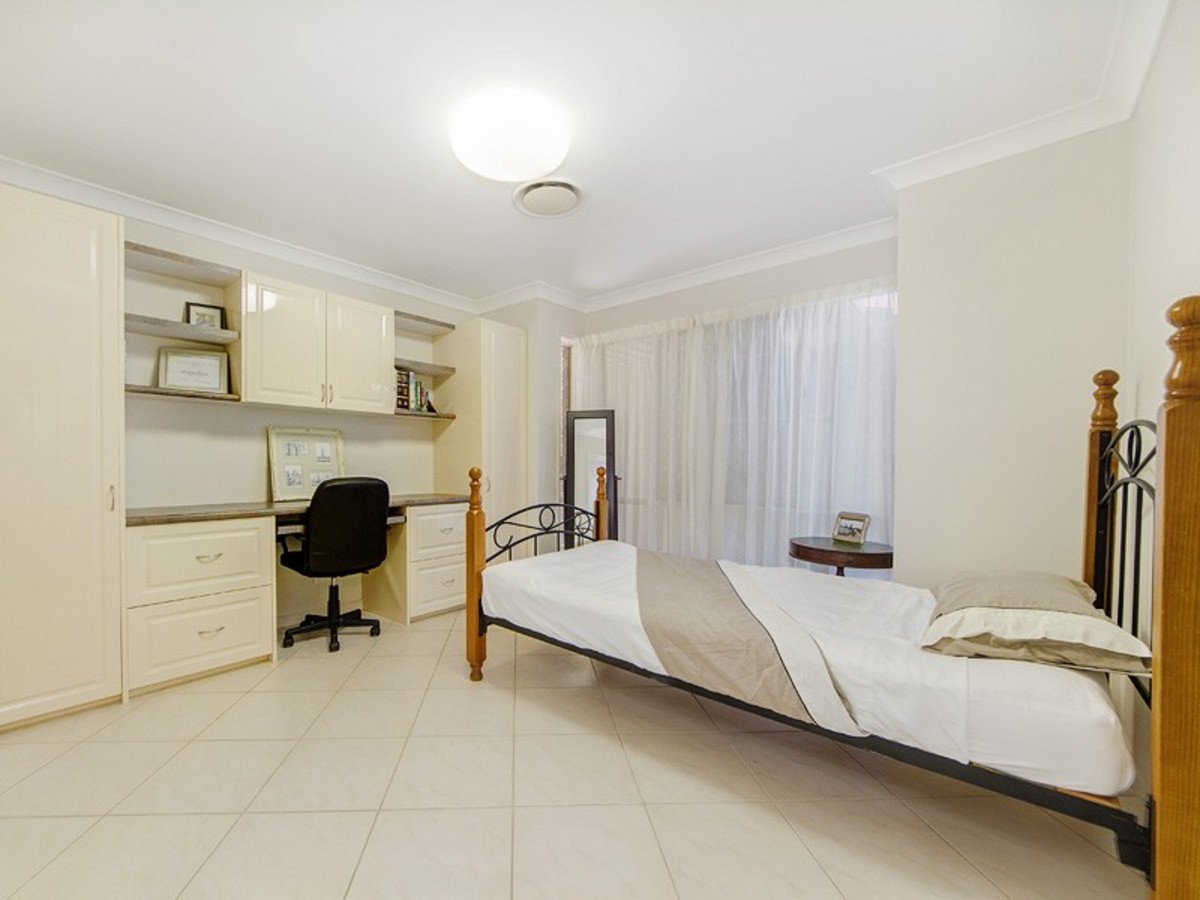 9 Royal View Close Burleigh Heads 13