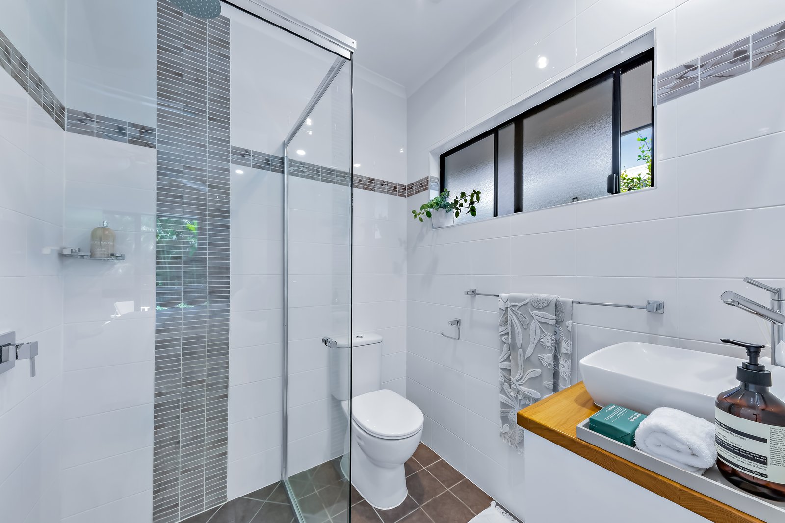 9 Ryben Court CANNONVALE 9