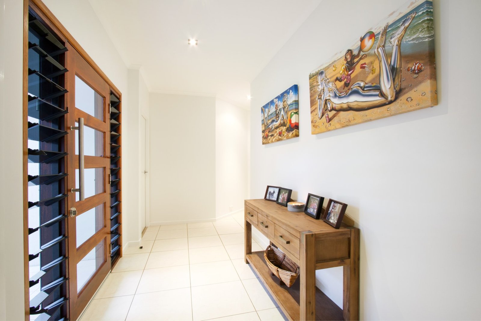 9 Ryben Court CANNONVALE 6