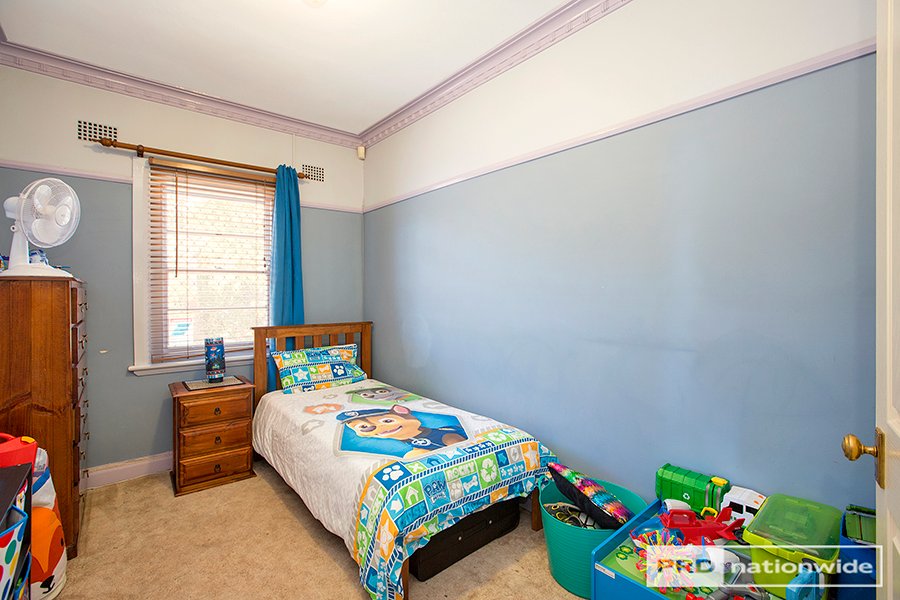 9 Sale Street TAMWORTH 7